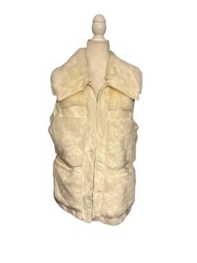 RLZ cream faux fur wide  collar vest - M